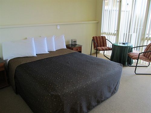 Shortland Court Motel Темза Екстер'єр фото