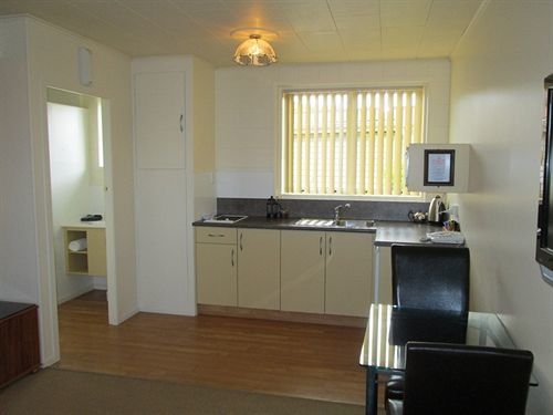 Shortland Court Motel Темза Екстер'єр фото