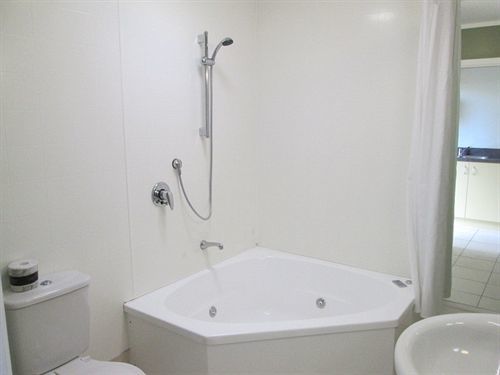 Shortland Court Motel Темза Екстер'єр фото